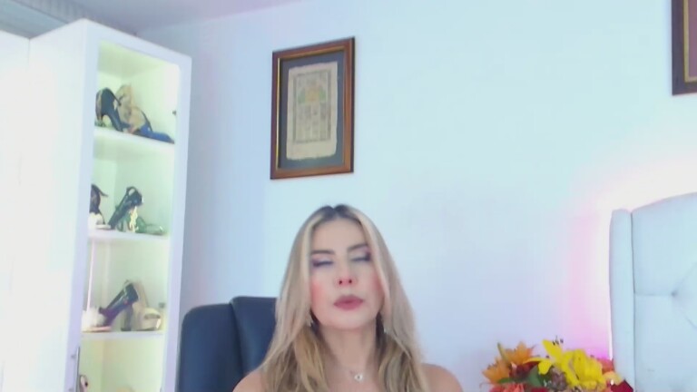 IvanaKors's Streamate show and profile