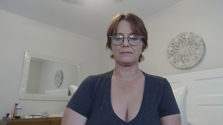 TalliaTravels's Streamate show and profile