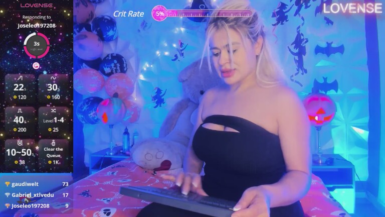 DulceHot69's Streamate show and profile