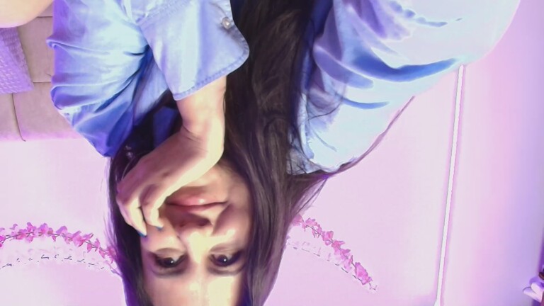 Milu_Ramirez's Streamate show and profile