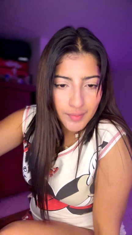 ValeSandoval's Streamate show and profile