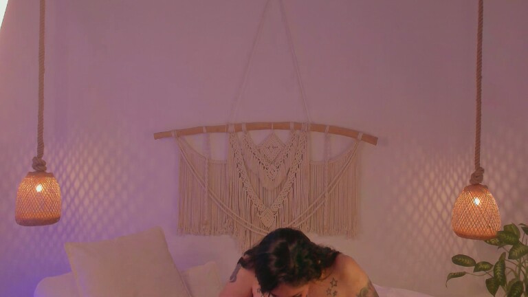 Juana_Frank's Streamate show and profile