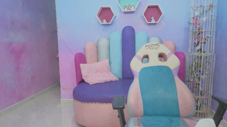 Isa_Skynny's Streamate show and profile