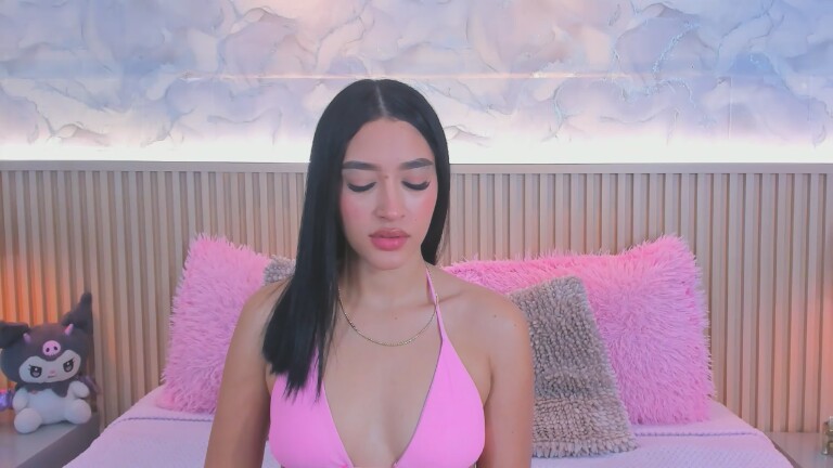 HemmaThompsonn's Streamate show and profile