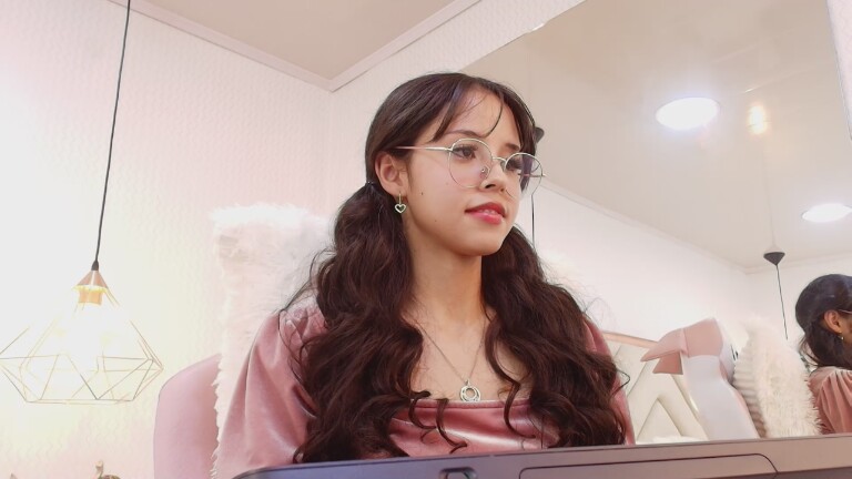 Antonella_Damata's Streamate show and profile