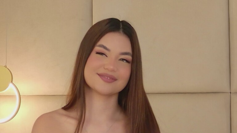 GiaRosset's Streamate show and profile