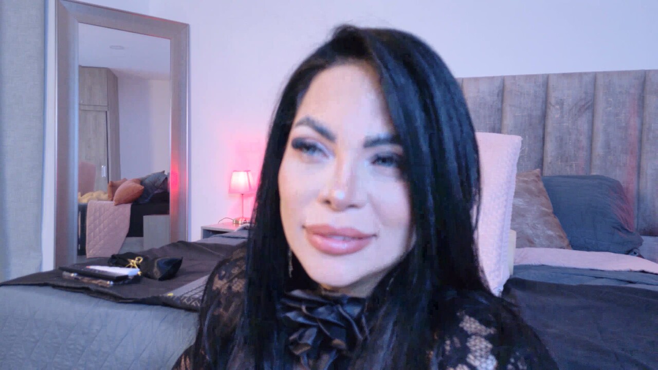 Gema_Hills