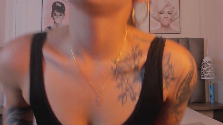 ValenWill's Streamate show and profile