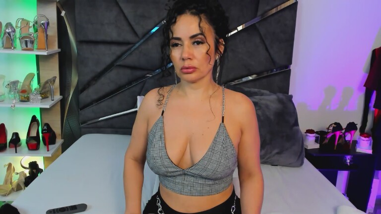 CatlinBouuvier's Streamate show and profile