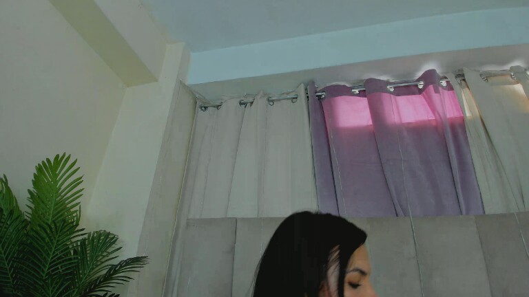 ToriMayer's Streamate show and profile