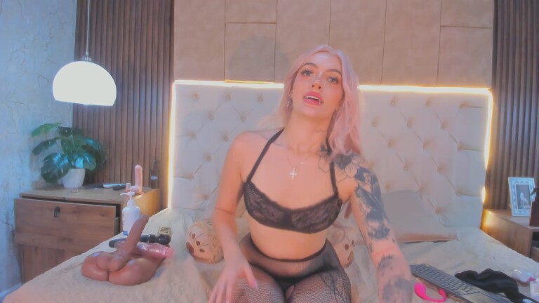 Elizabeth_Dumont's Streamate show and profile