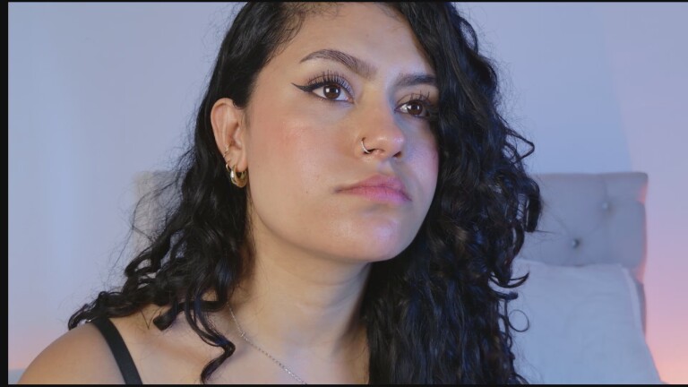 Daphnegb's Streamate show and profile