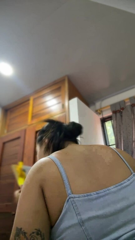 Evelin_Lombardi's Streamate show and profile