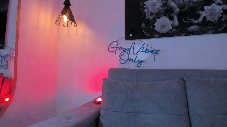 MacarenaEscobar27's Streamate show and profile