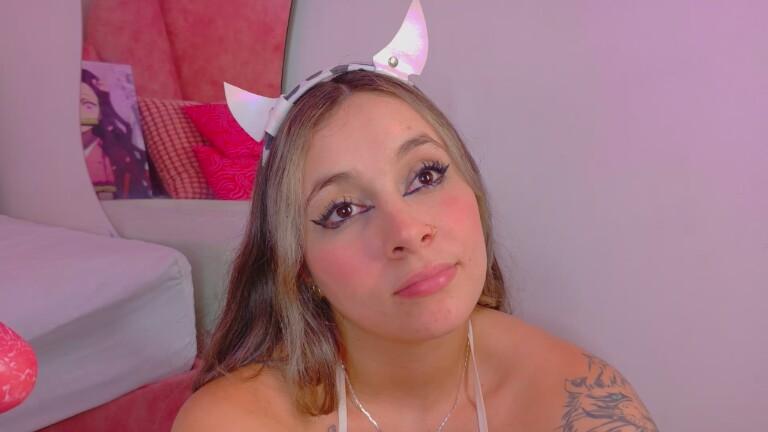 AmbarHiills's Streamate show and profile