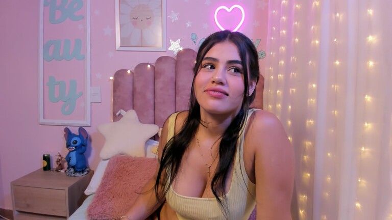 GabyRiveraa's Streamate show and profile