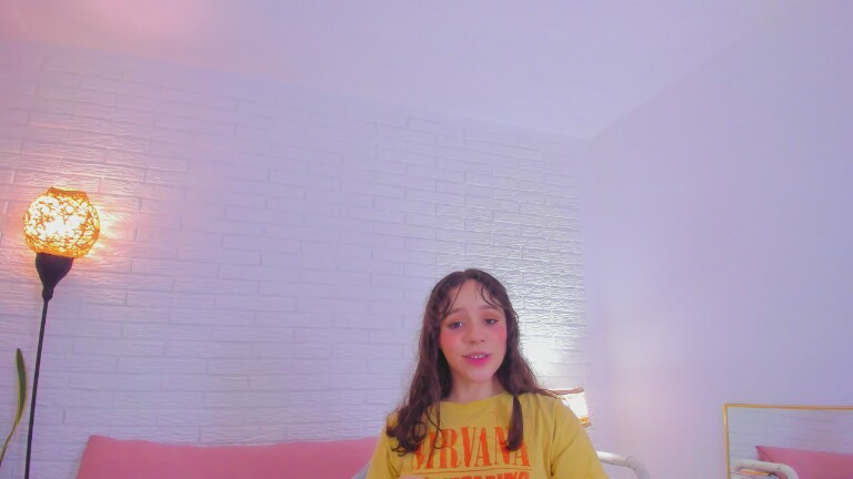 Ariana_More's Streamate show and profile