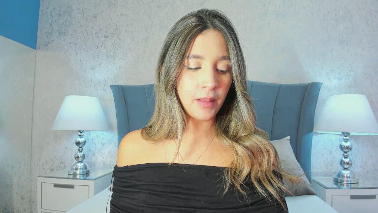 AriannaDuque's Streamate show and profile