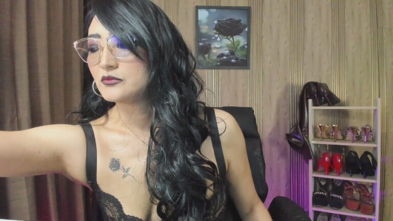 AdeleMour's Streamate show and profile