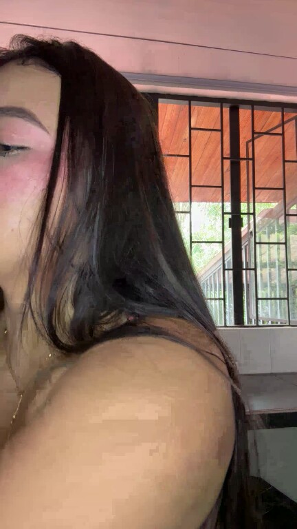 Evelin_Lombardi's Streamate show and profile