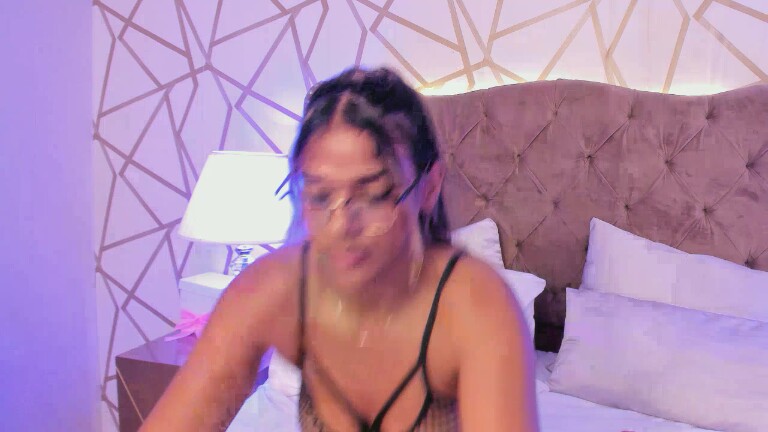 SaschaFit's Streamate show and profile