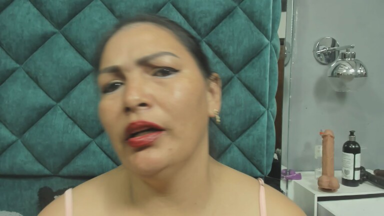 PENELOPELEWIS40's Streamate show and profile