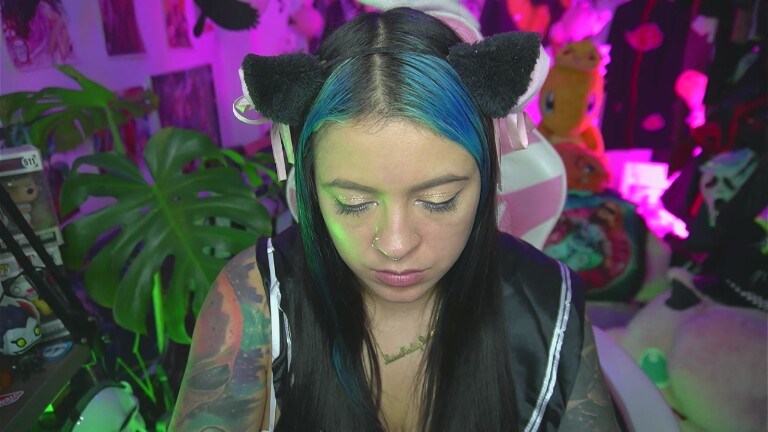 AliceSimpson's Streamate show and profile