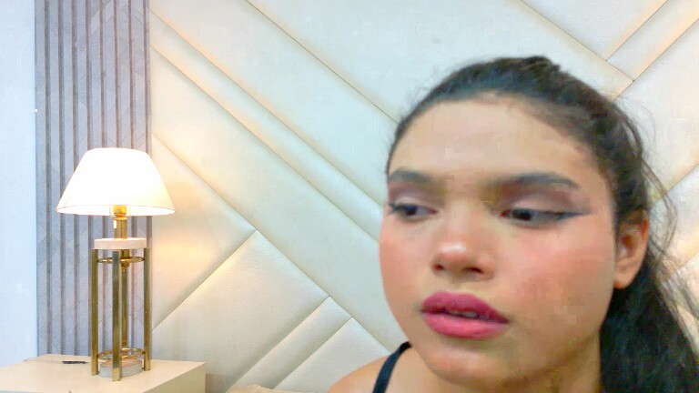 LuisaMontiel's Streamate show and profile