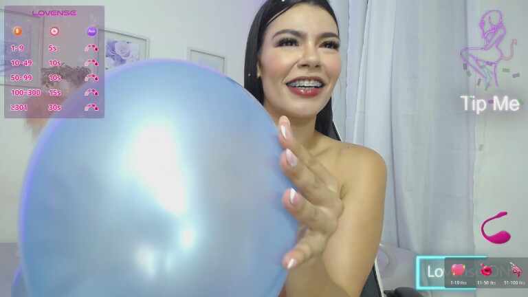 Ivannawolf159's Streamate show and profile