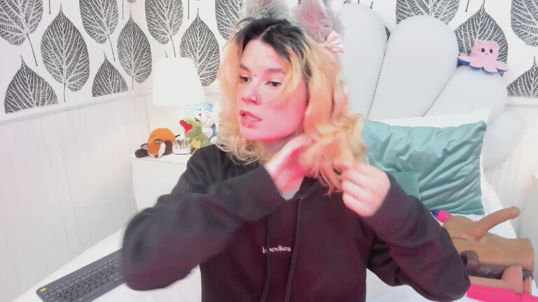 SarenIzumi's Streamate show and profile