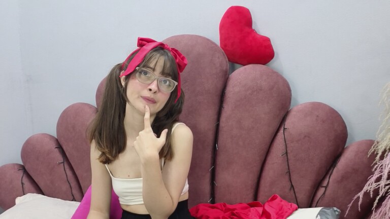 ISABELLAJHONS's Streamate show and profile