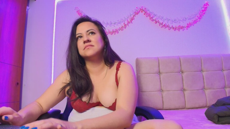 Milu_Ramirez's Streamate show and profile