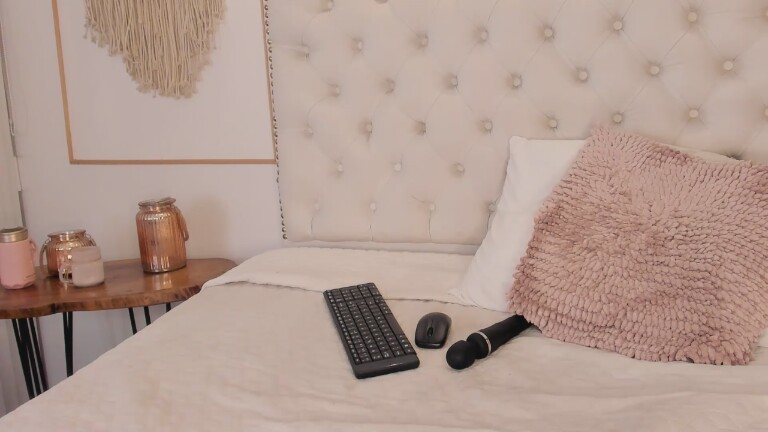 SofiaGomezA's Streamate show and profile