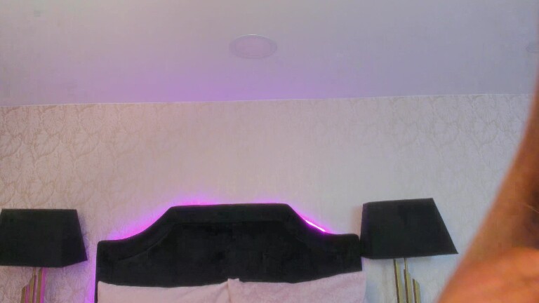 AlicceGray's Streamate show and profile