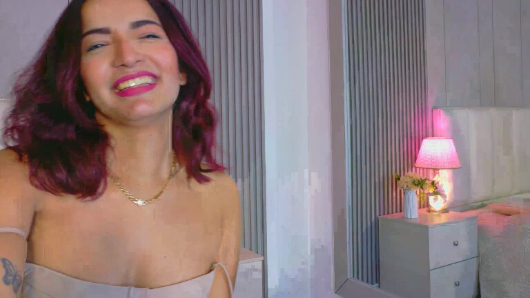 RafaellaCaruso's Streamate show and profile