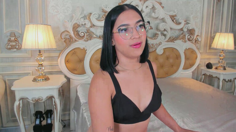 ViolettaG's Streamate show and profile