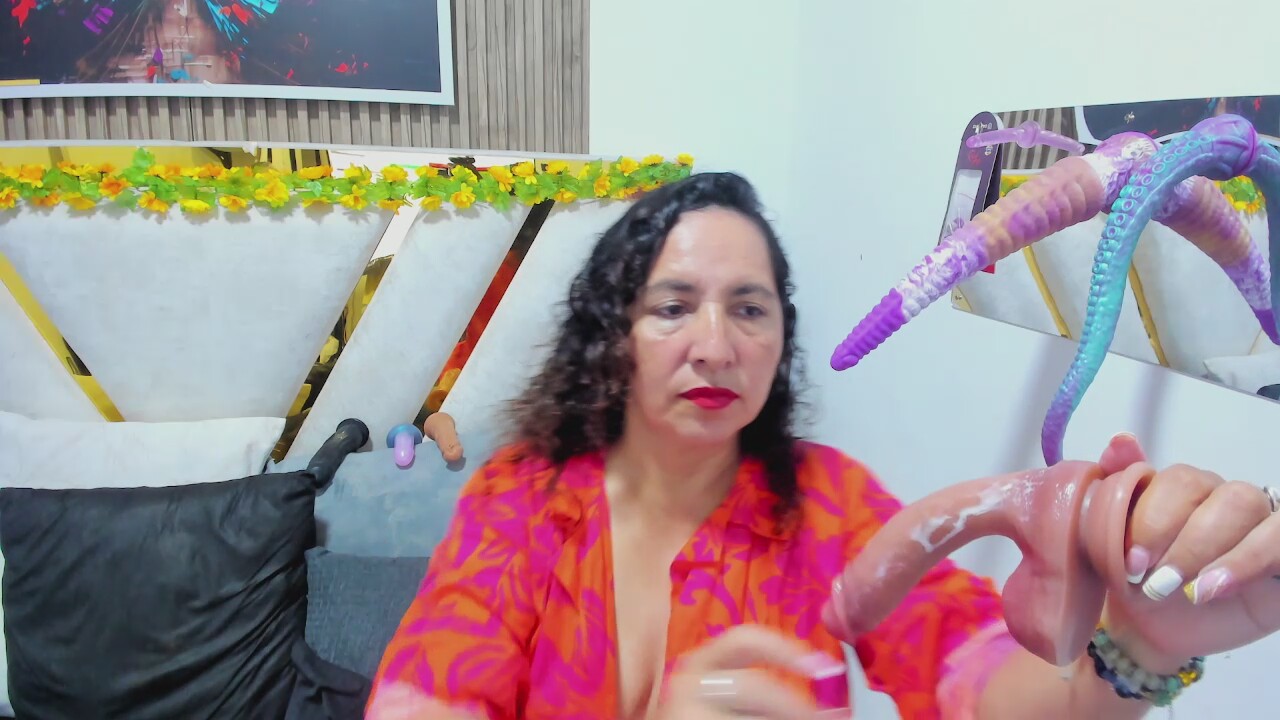Luna_Mature