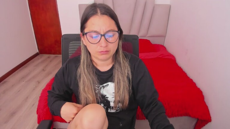 SamaanthaWilson's Streamate show and profile