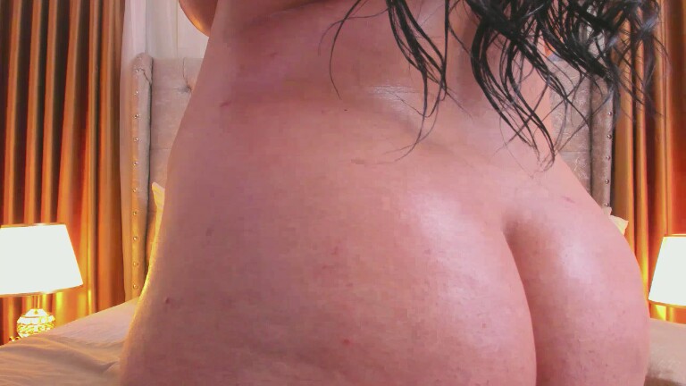 MiaKurts's Streamate show and profile