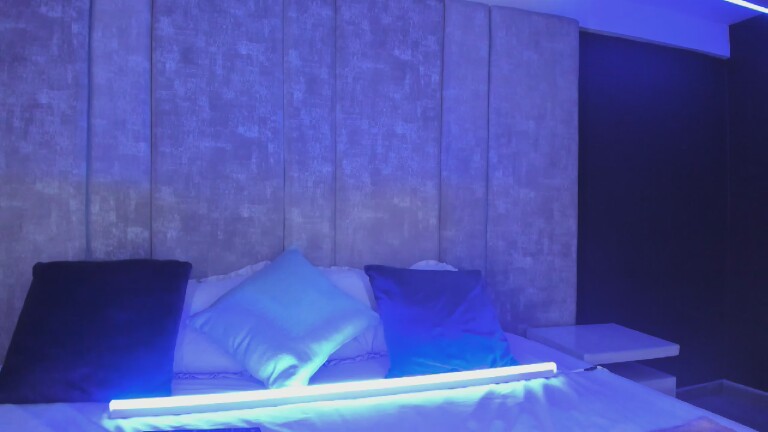 Amareto's Streamate show and profile