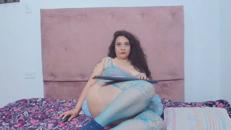 imxalaya's Streamate show and profile