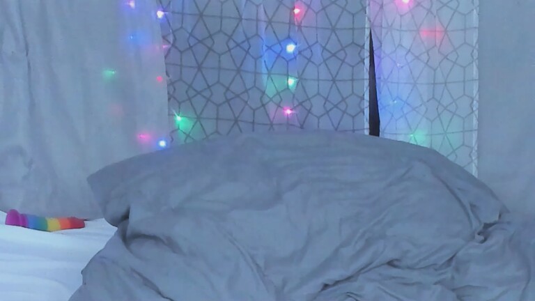 RubyDeschain's Streamate show and profile