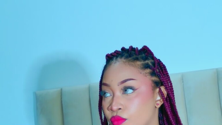 MariamLowel's Streamate show and profile