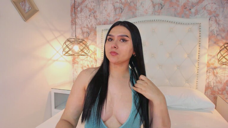 SaharaLyn's Streamate show and profile
