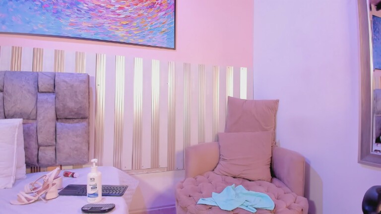 nova_lanee's Streamate show and profile