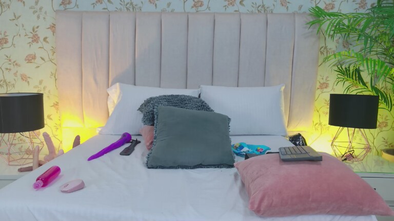 BrisaVegaGB's Streamate show and profile