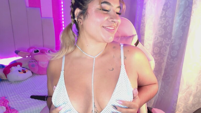 AliiceWonderland's Streamate show and profile