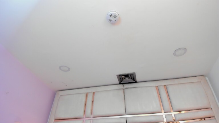 IsabellSanz's Streamate show and profile