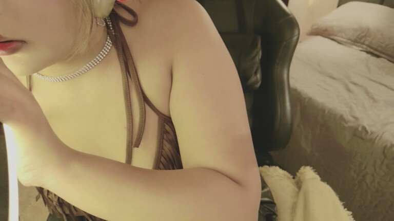 Tinie_Sofiaa's Streamate show and profile